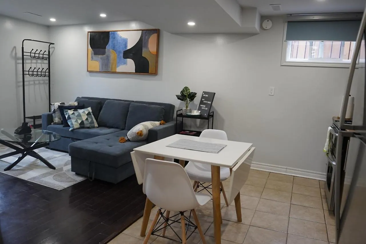 Patio Prive, Hebergement Equipe Et Spacieux. Hamilton